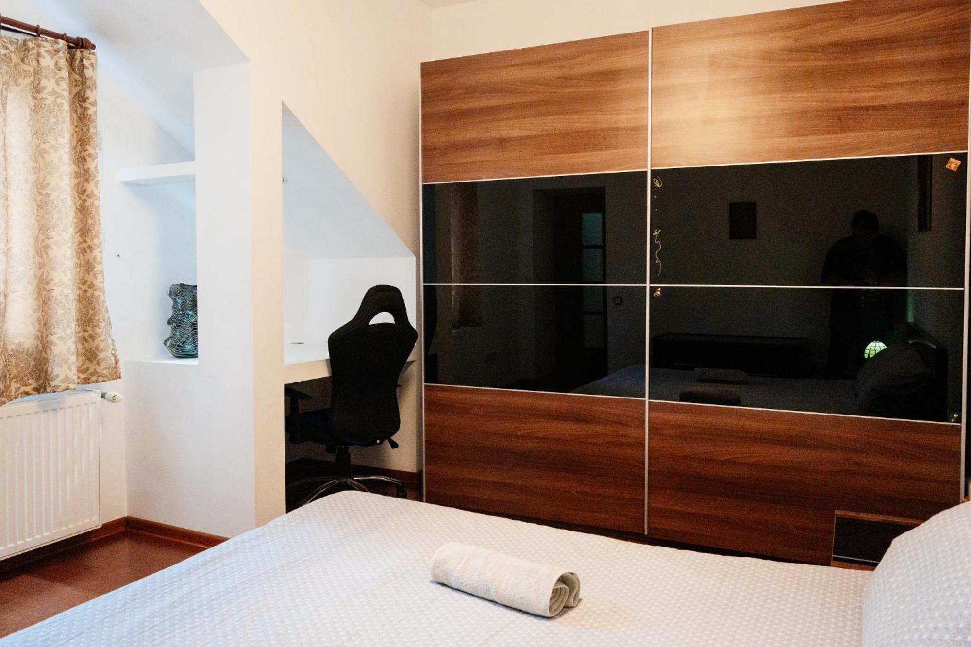 Maan Central Apartment Pet Friendly Location Braşov Exterior foto