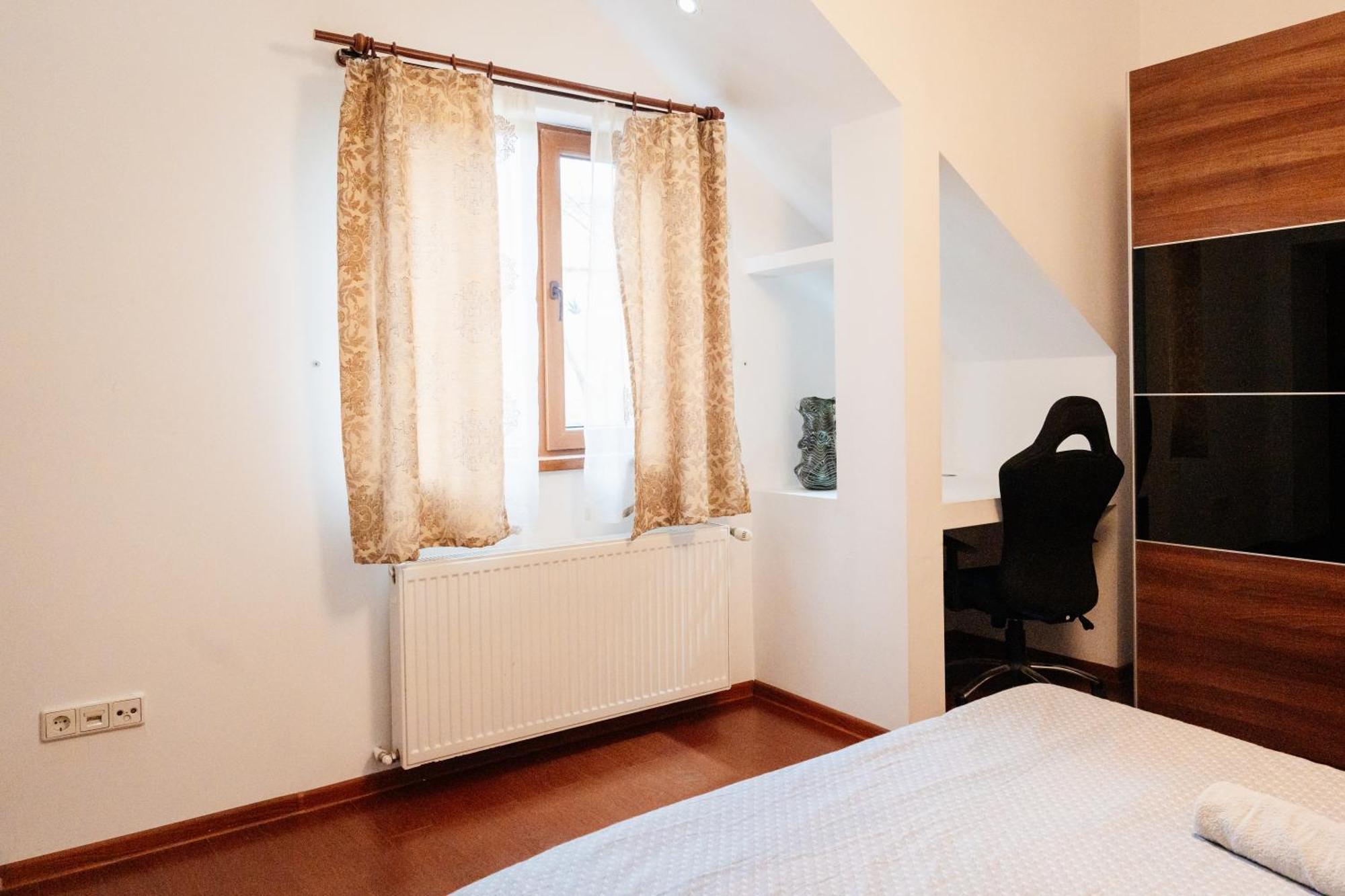 Maan Central Apartment Pet Friendly Location Braşov Exterior foto