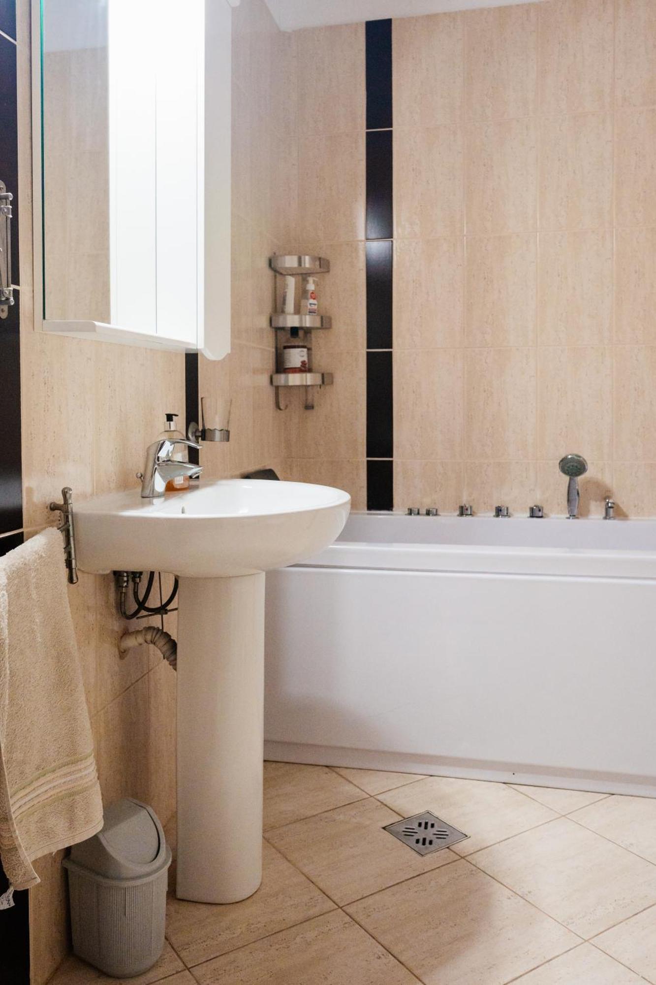Maan Central Apartment Pet Friendly Location Braşov Exterior foto